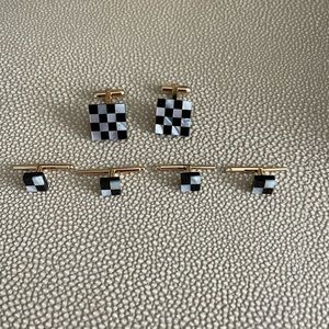 Checkerboard Cufflinks and Studs Set Mother of Pearl / Onyx